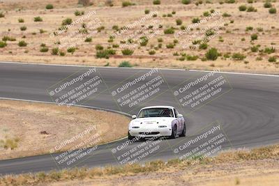 media/Jun-01-2025-CalClub SCCA (Sun) [[eae223c5dd]]/Group 5/Lap race/